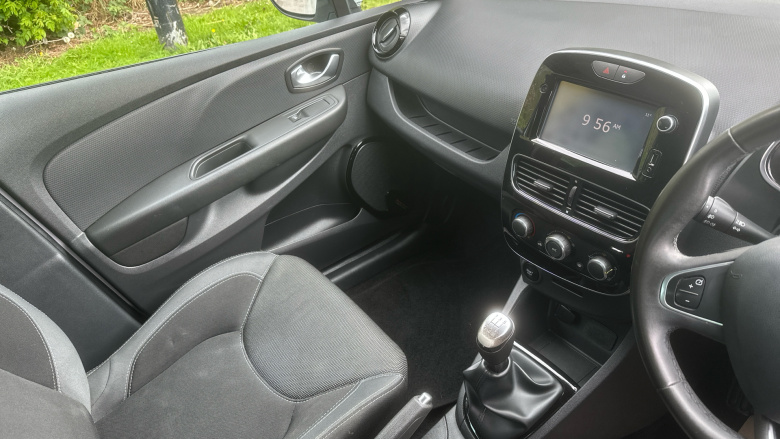 Renault Clio 0.9 TCE 90 Iconic 5dr Petrol Hatchback